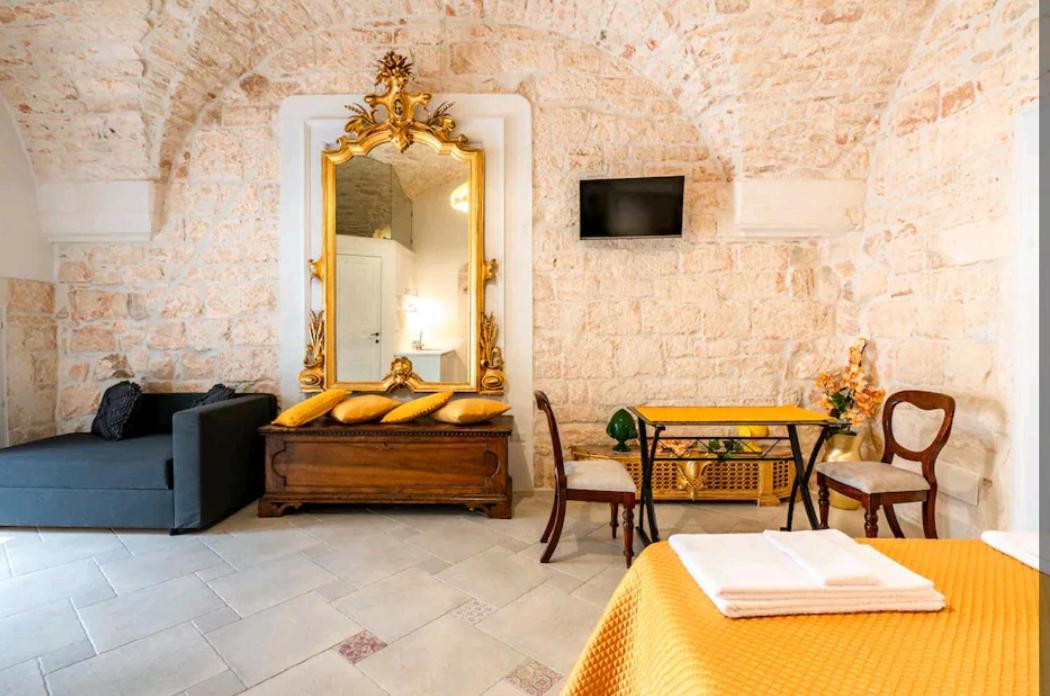 La Pietra Del Duca Bed & Breakfast Мартина Франка Екстериор снимка